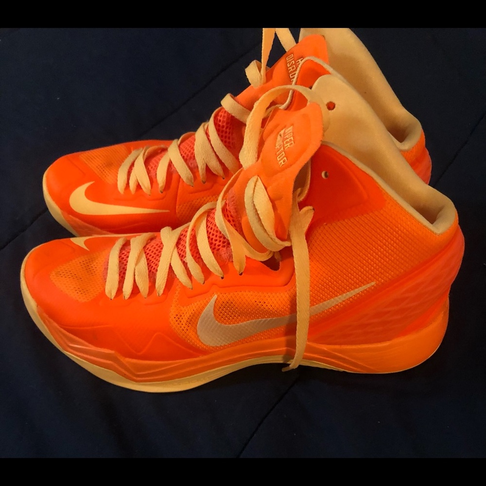 Nike Hyper Disruptors View 4
